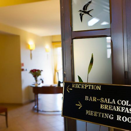 Best Western Plus Hotel Le Rondini San Francesco al Campo Exterior foto