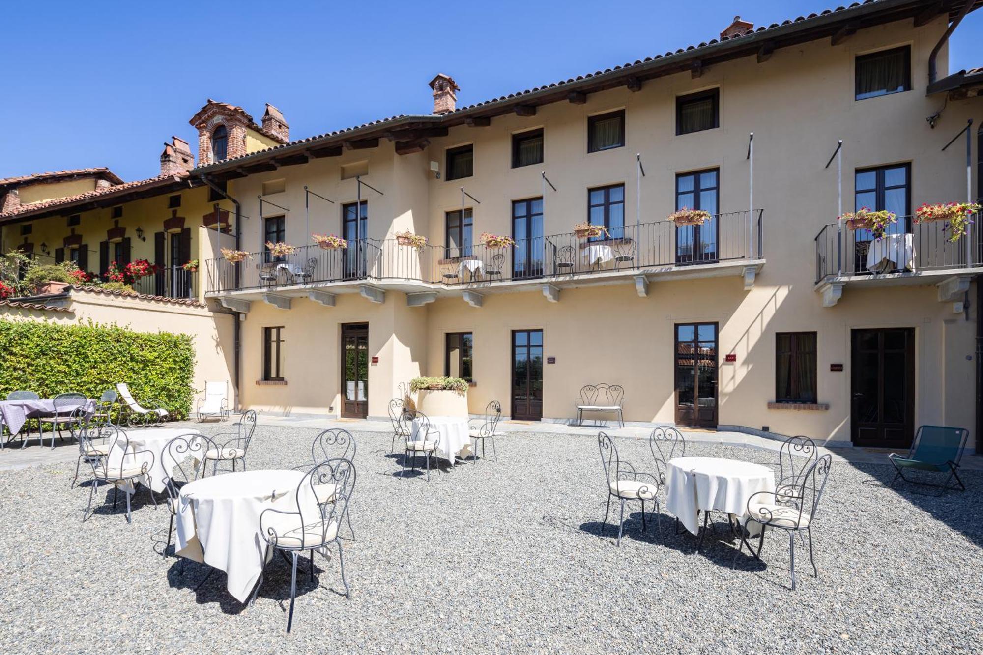 Best Western Plus Hotel Le Rondini San Francesco al Campo Exterior foto