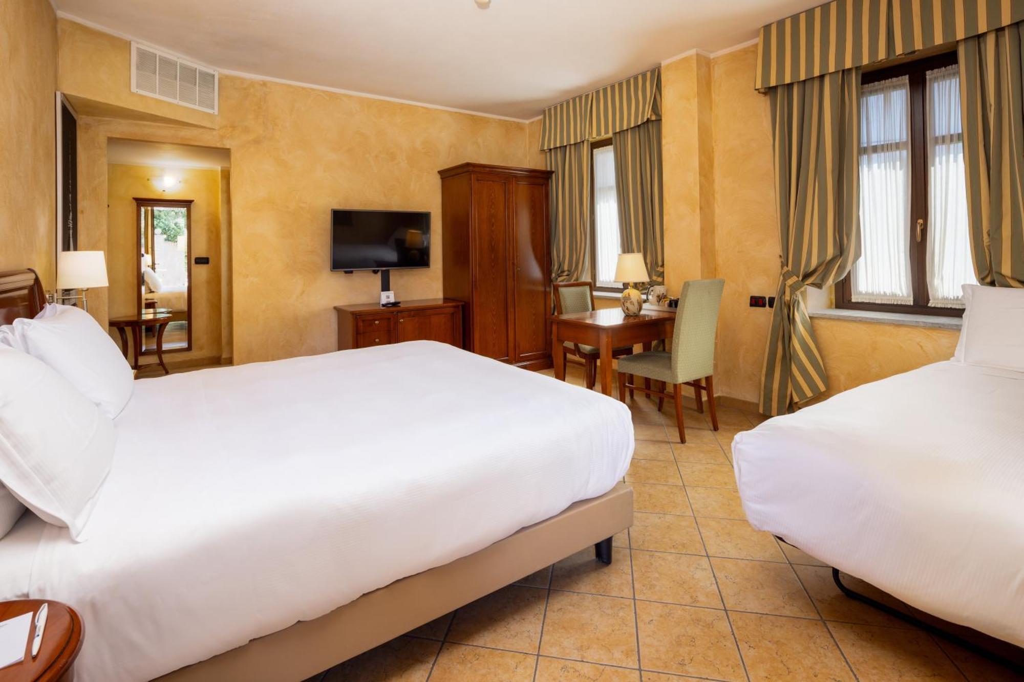 Best Western Plus Hotel Le Rondini San Francesco al Campo Exterior foto