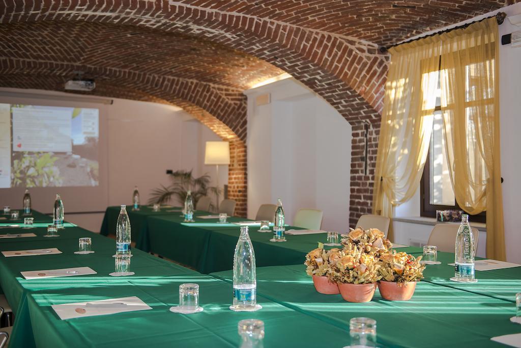 Best Western Plus Hotel Le Rondini San Francesco al Campo Exterior foto